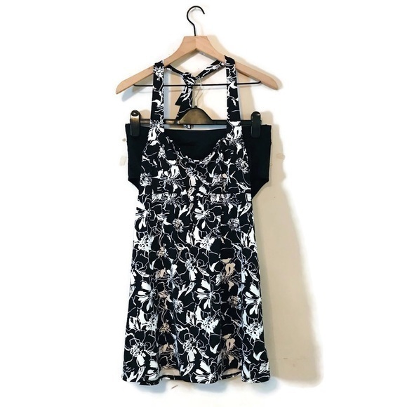 Lands' End Chlorine Resistant Square Neck Halter Swim Dress One Piece  Swimsuit Women